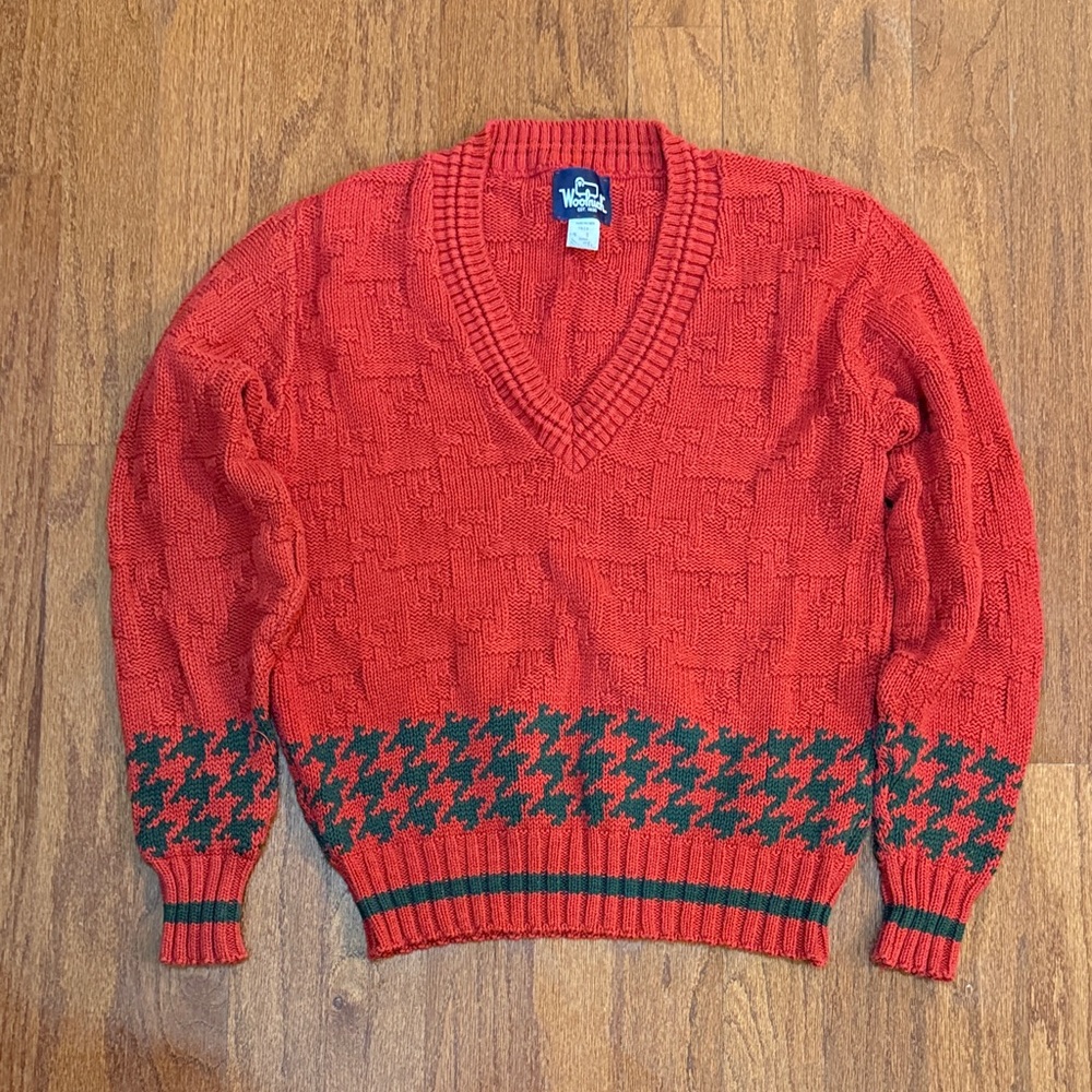 Woolrich V-Neck Sweater in Red with Black Pattern